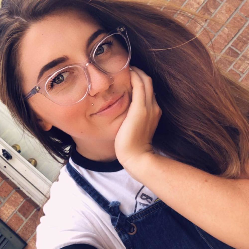 Meet your Posher, Mackenzie